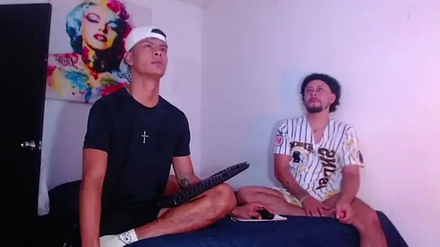 enjoy vibes online show from November 28, 9:56 am