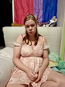 Snapshot of rose_bunny chatting on January 9, 10:20 pm rose bunny online show from January 9, 10:20 pm