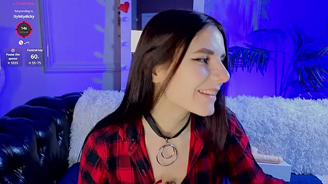 Kelly Woods online show from March 14, 3:28 pm