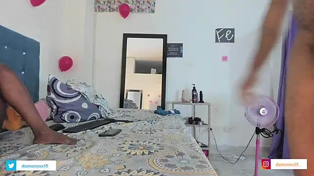 daamonxxx19 online show from March 3, 11:35 pm