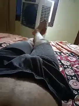 Snapshot of Hot_boy_Rudra chatting on May 31, 6:21 am Hot boy Rudra online show from May 31, 6:21 am