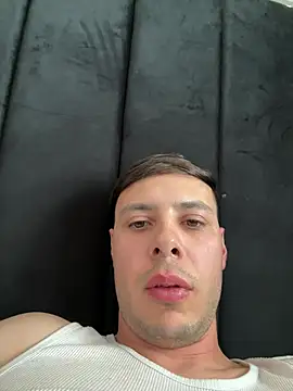 themouate online show from August 4, 10:56 pm