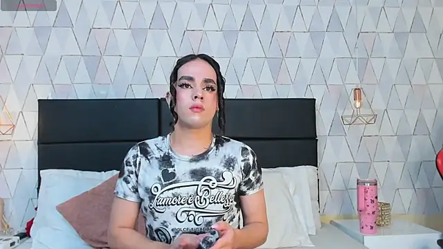 Snapshot of JustinePerry chatting on November 29, 3:09 am JustinePerry online show from November 29, 3:09 am