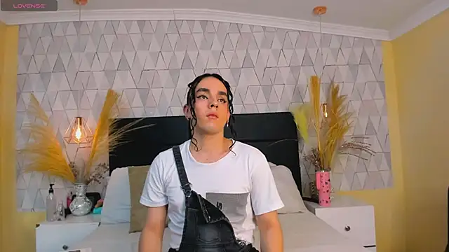 JustinePerry online show from February 20, 3:58 am