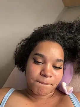 Lucy wilson5 online show from December 26, 9:33 am