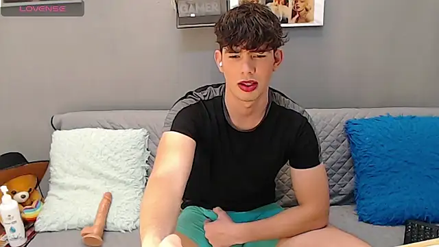 Angelo-cianuro- online show from January 7, 11:35 pm