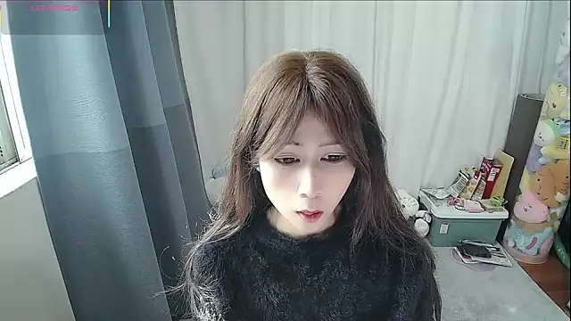 Snapshot of CN-Doudou chatting on December 15, 2:49 am CN-Doudou online show from December 15, 2:49 am