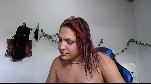 alexandra lorens online show from April 29, 7:20 pm