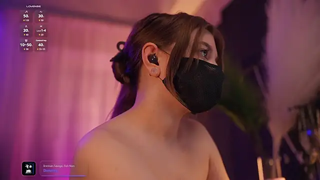 Snapshot of aarimass chatting on October 30, 3:46 pm aarimass online show from October 30, 3:46 pm