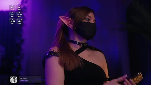 Snapshot of aarimass chatting on October 31, 4:52 pm aarimass online show from October 31, 4:52 pm