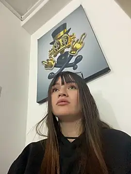 angel natural online show from November 4, 7:46 pm