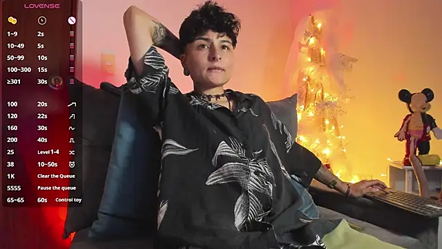 ZuryRamirez  online show from January 9, 2:43 am