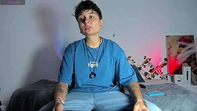 ZuryRamirez  online show from March 2, 11:31 pm