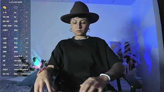 ZuryRamirez  online show from March 18, 8:04 pm