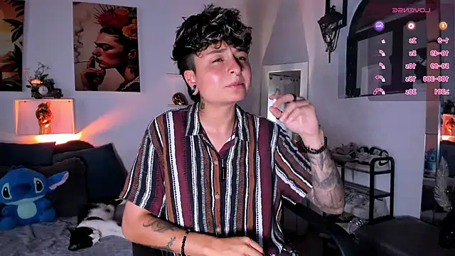 ZuryRamirez  online show from December 4, 9:12 pm