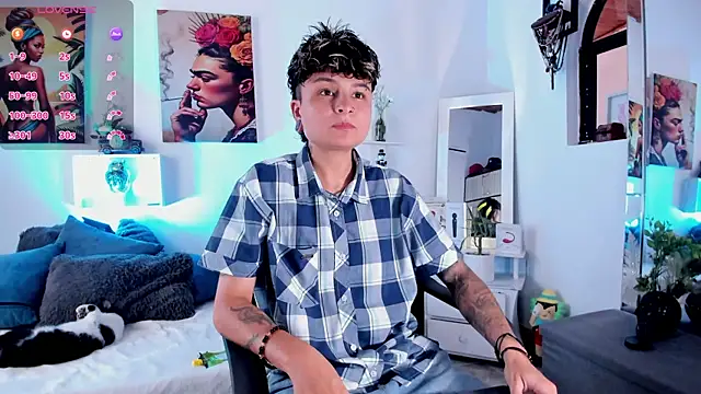 ZuryRamirez  online show from December 14, 8:13 pm