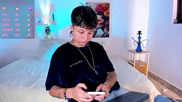 Snapshot of ZuryRamirez_ chatting on July 13, 10:56 pm ZuryRamirez online show from July 13, 10:56 pm