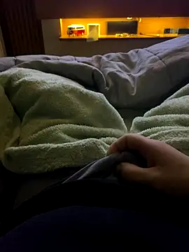 Snapshot of Hjsjsjsjjd chatting on September 9, 8:03 am Hjsjsjsjjd online show from September 9, 8:03 am