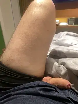 Snapshot of Hjsjsjsjjd chatting on October 16, 5:14 pm Hjsjsjsjjd online show from October 16, 5:14 pm