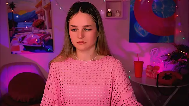 Snapshot of DeboraLarson chatting on January 2, 4:09 am DeboraLarson online show from January 2, 4:09 am