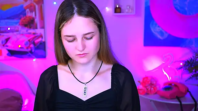 Snapshot of DeboraLarson chatting on January 21, 4:10 am DeboraLarson online show from January 21, 4:10 am