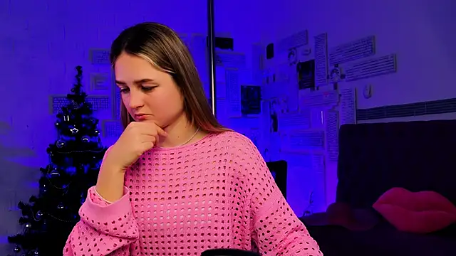 Snapshot of DeboraLarson chatting on January 24, 9:06 am DeboraLarson online show from January 24, 9:06 am