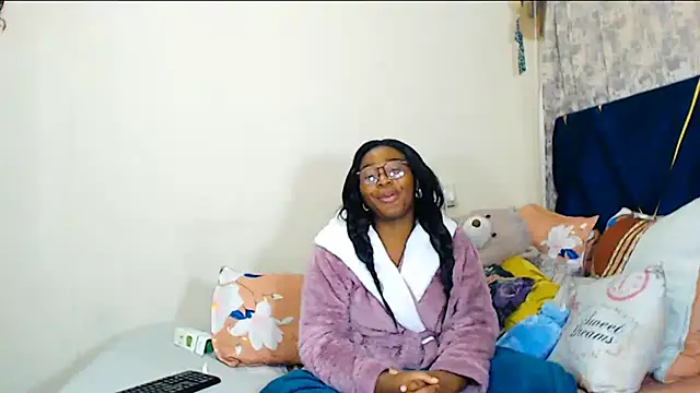 veronica1xxx online show from June 11, 12:32 am