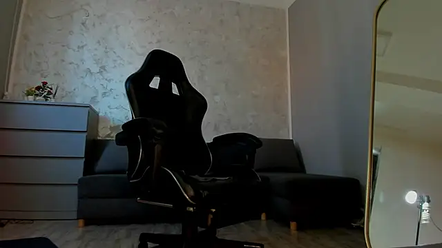 Ivy belle online show from February 23, 11:55 am