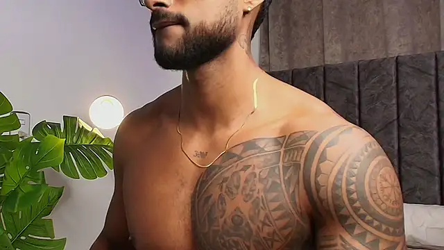 LiamGarcia1 online show from February 8, 4:25 pm