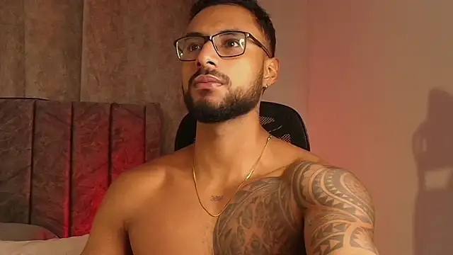 LiamGarcia1 online show from February 15, 12:37 am