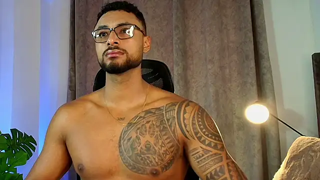 LiamGarcia1 online show from March 9, 2:10 pm