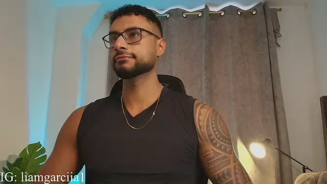 LiamGarcia1 online show from March 14, 1:35 pm