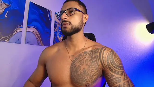 LiamGarcia1 online show from February 27, 4:29 pm