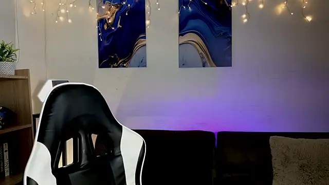 LiamGarcia1 online show from July 22, 3:15 pm