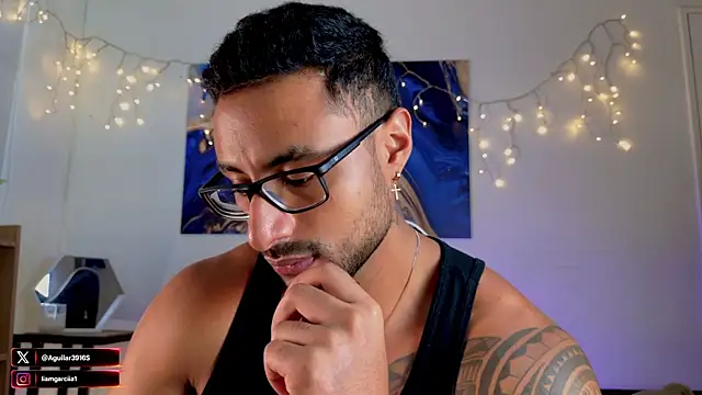 LiamGarcia1 online show from July 24, 4:27 pm
