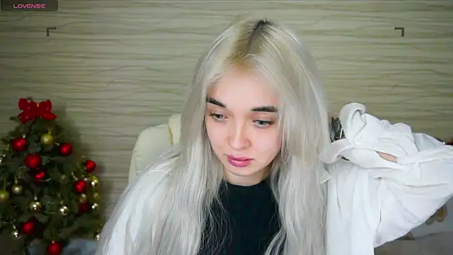 Ashley S online show from January 18, 2:14 am