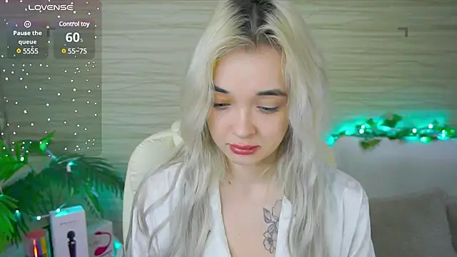 Ashley S online show from March 10, 11:06 pm