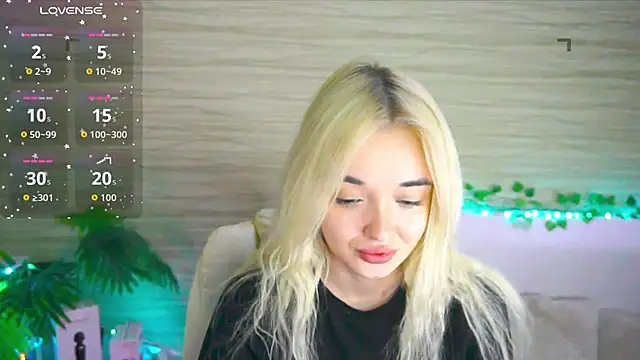 Ashley S online show from November 4, 11:04 pm