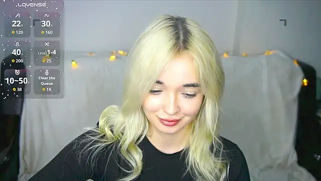 Ashley S online show from November 20, 11:15 pm