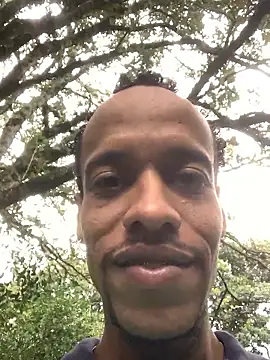 Snapshot of Salomon_koude chatting on January 10, 9:30 pm Salomon koude online show from January 10, 9:30 pm