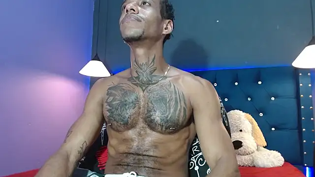 Snapshot of Salomon_koude chatting on January 17, 8:19 am Salomon koude online show from January 17, 8:19 am