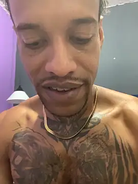 Snapshot of Salomon_koude chatting on February 11, 5:51 pm Salomon koude online show from February 11, 5:51 pm