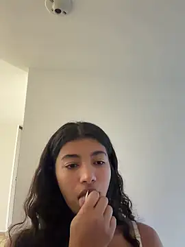 Snapshot of viktorya_xue chatting on July 9, 11:14 am viktorya xue online show from July 9, 11:14 am