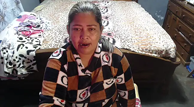 Snapshot of CANDYSWEET51 chatting on February 2, 12:02 pm CANDYSWEET51 online show from February 2, 12:02 pm