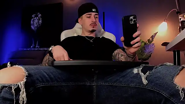 uptomatty online show from February 27, 7:30 am