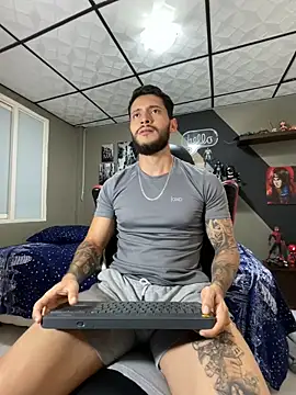 marcel crawford96 online show from May 22, 2:22 pm