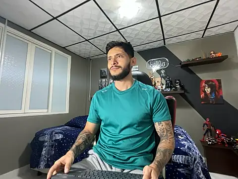 marcel crawford96 online show from June 16, 1:58 pm