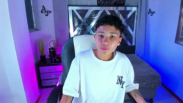 Snapshot of nova_sex01 chatting on June 11, 7:56 pm nova sex01 online show from June 11, 7:56 pm