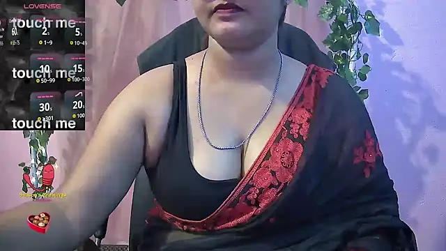 Snapshot of Pari-new chatting on May 16, 4:20 am Pari-new online show from May 16, 4:20 am