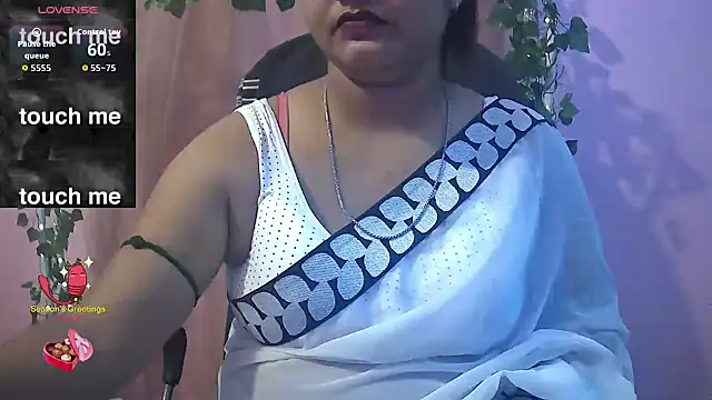 Snapshot of Pari-new chatting on August 5, 4:15 am Pari-new online show from August 5, 4:15 am